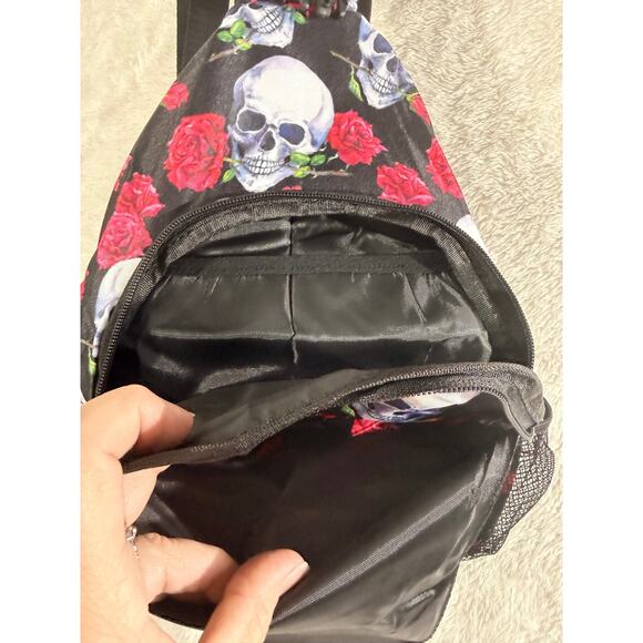 Skull and Roses Sling Backpack Crossbody Daypack Nwot - Picture 2 of 5